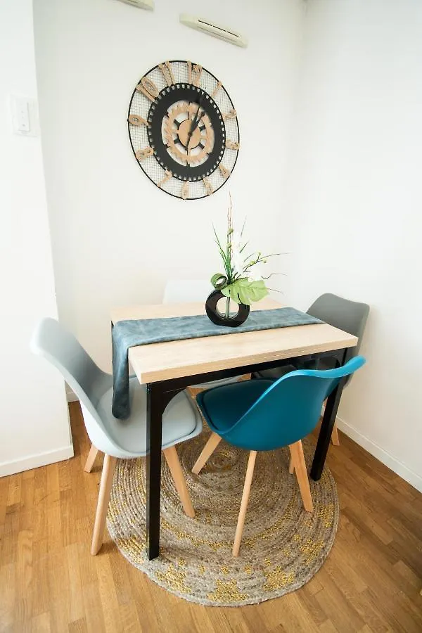 Lägenhet Appartement Chic Avec Parking Gratuit A Paris Gentilly Frankrike